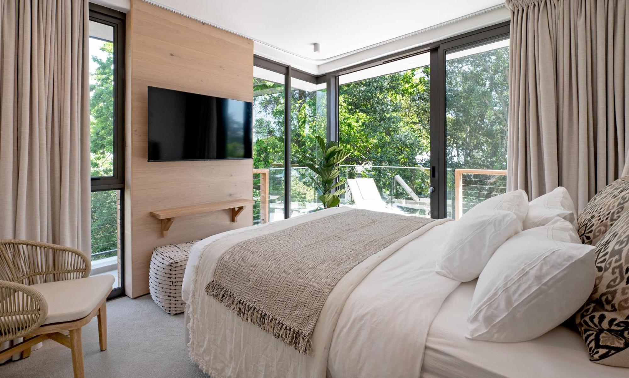 Neue Luxurioese Penthouse-wohnung Mit 3 Schlafzimmern, Atemberaubendem Tafelbergblick Und Rooftop Pool Auf 210m2 Apartment *