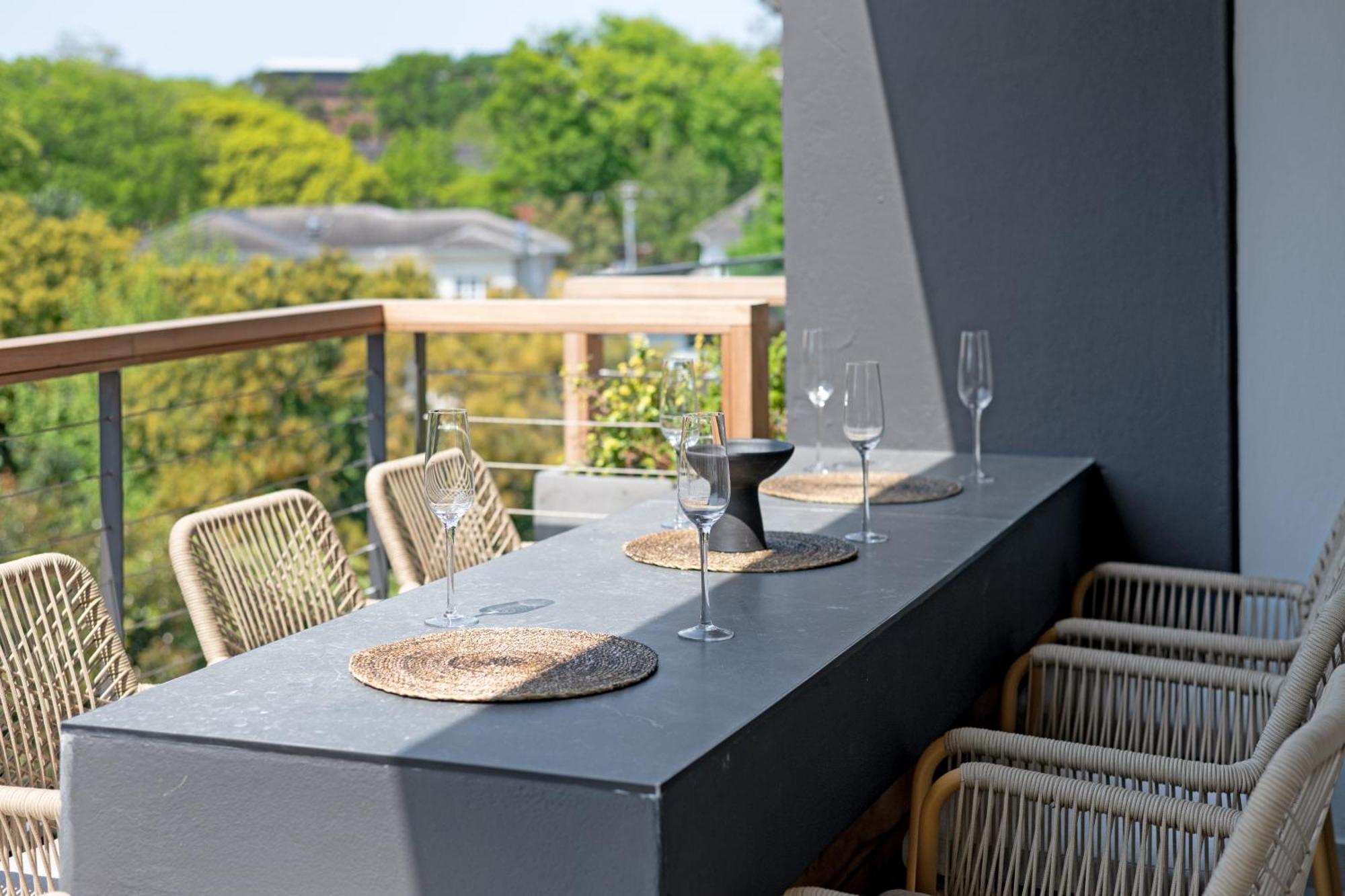 Apartment Neue Luxurioese Penthouse-wohnung Mit 3 Schlafzimmern, Atemberaubendem Tafelbergblick Und Rooftop Pool Auf 210m2 Cape Town