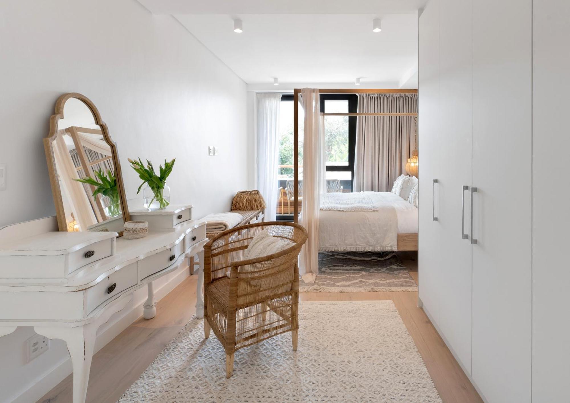 Apartment Neue Luxurioese Penthouse-wohnung Mit 3 Schlafzimmern, Atemberaubendem Tafelbergblick Und Rooftop Pool Auf 210m2 Cape Town
