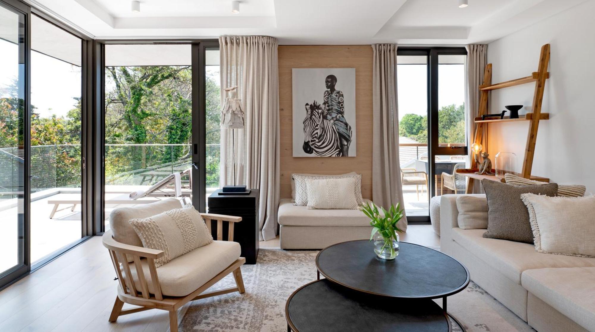 Neue Luxurioese Penthouse-wohnung Mit 3 Schlafzimmern, Atemberaubendem Tafelbergblick Und Rooftop Pool Auf 210m2 Apartment *
