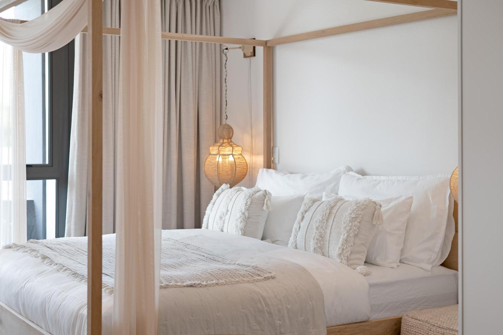 Neue Luxurioese Penthouse-wohnung Mit 3 Schlafzimmern, Atemberaubendem Tafelbergblick Und Rooftop Pool Auf 210m2 Apartment *