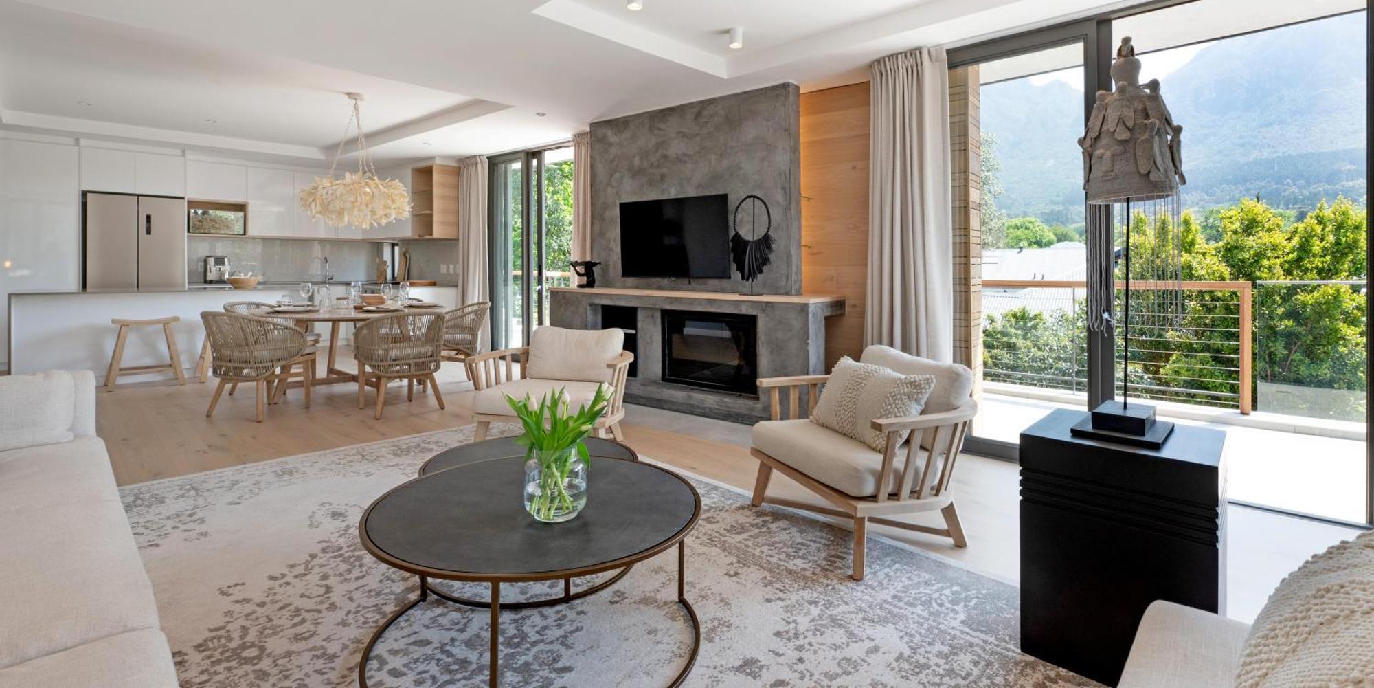 Neue Luxurioese Penthouse-wohnung Mit 3 Schlafzimmern, Atemberaubendem Tafelbergblick Und Rooftop Pool Auf 210m2 Apartment *